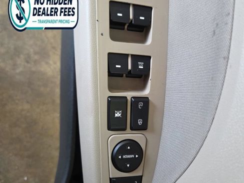 Used 2020 Hyundai Elantra SEL FWD image 23