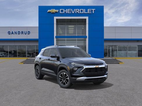 New 2026 Chevrolet TrailBlazer LT w/ LT Cold Weather Package AWD/4WD image 1