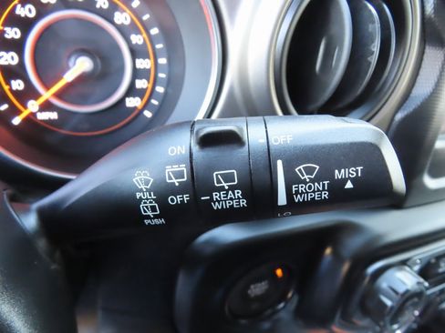 Used 2018 Jeep Wrangler Unlimited Sport S image 20