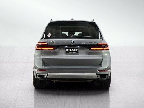 Used 2026 BMW X7 xDrive40i AWD/4WD image 4