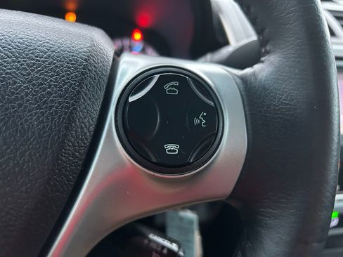 Used 2014 Toyota Camry SE image 17