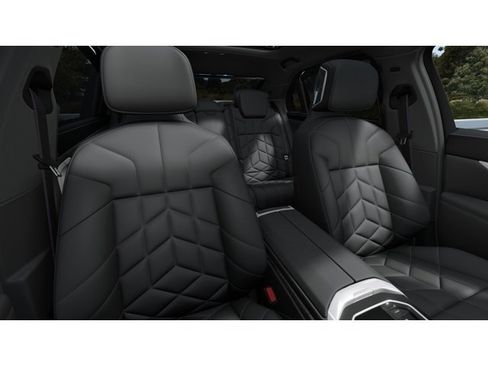 New 2026 BMW 760i xDrive w/ Executive Package AWD/4WD image 11