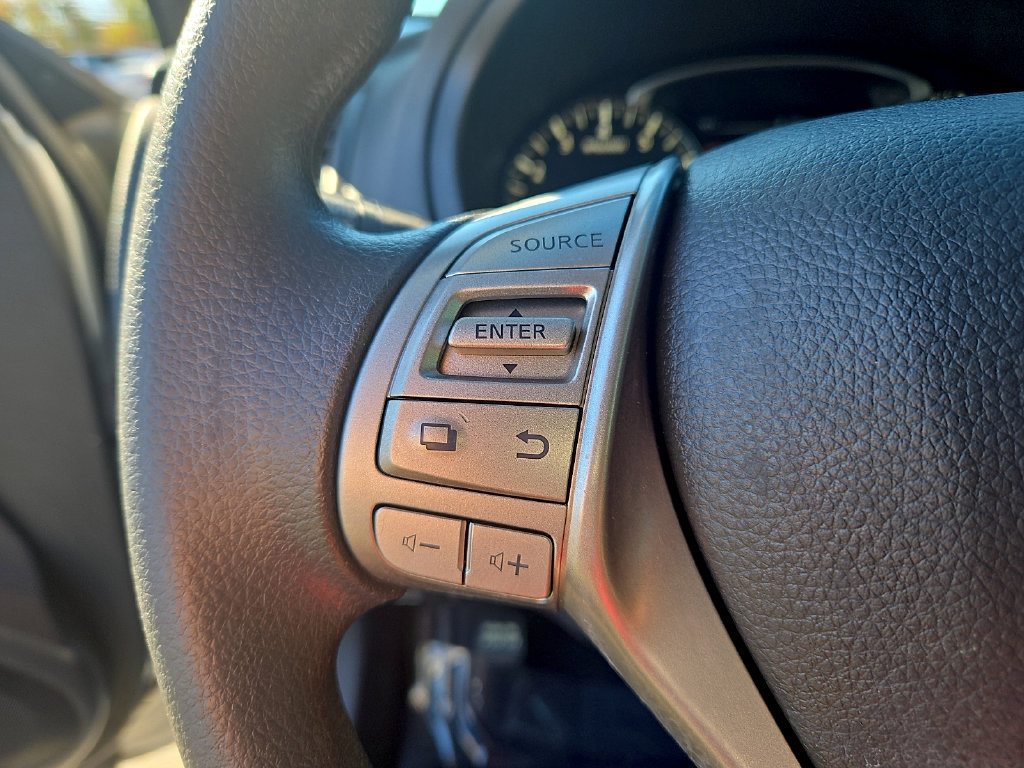 Used 2015 Nissan Altima 2.5 S w/ Special Edition Package FWD image 21