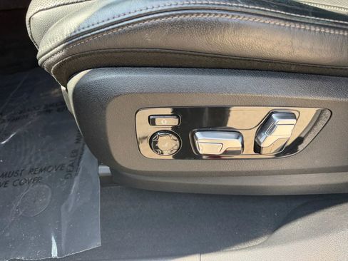 Used 2021 BMW X6 sDrive40i w/ Executive Package RWD image 18