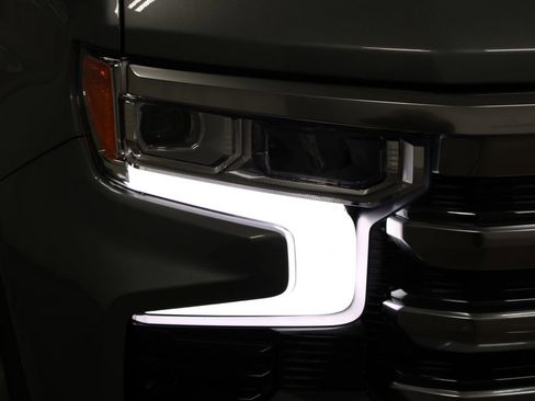 New 2026 Chevrolet Silverado 1500 High Country AWD/4WD image 13