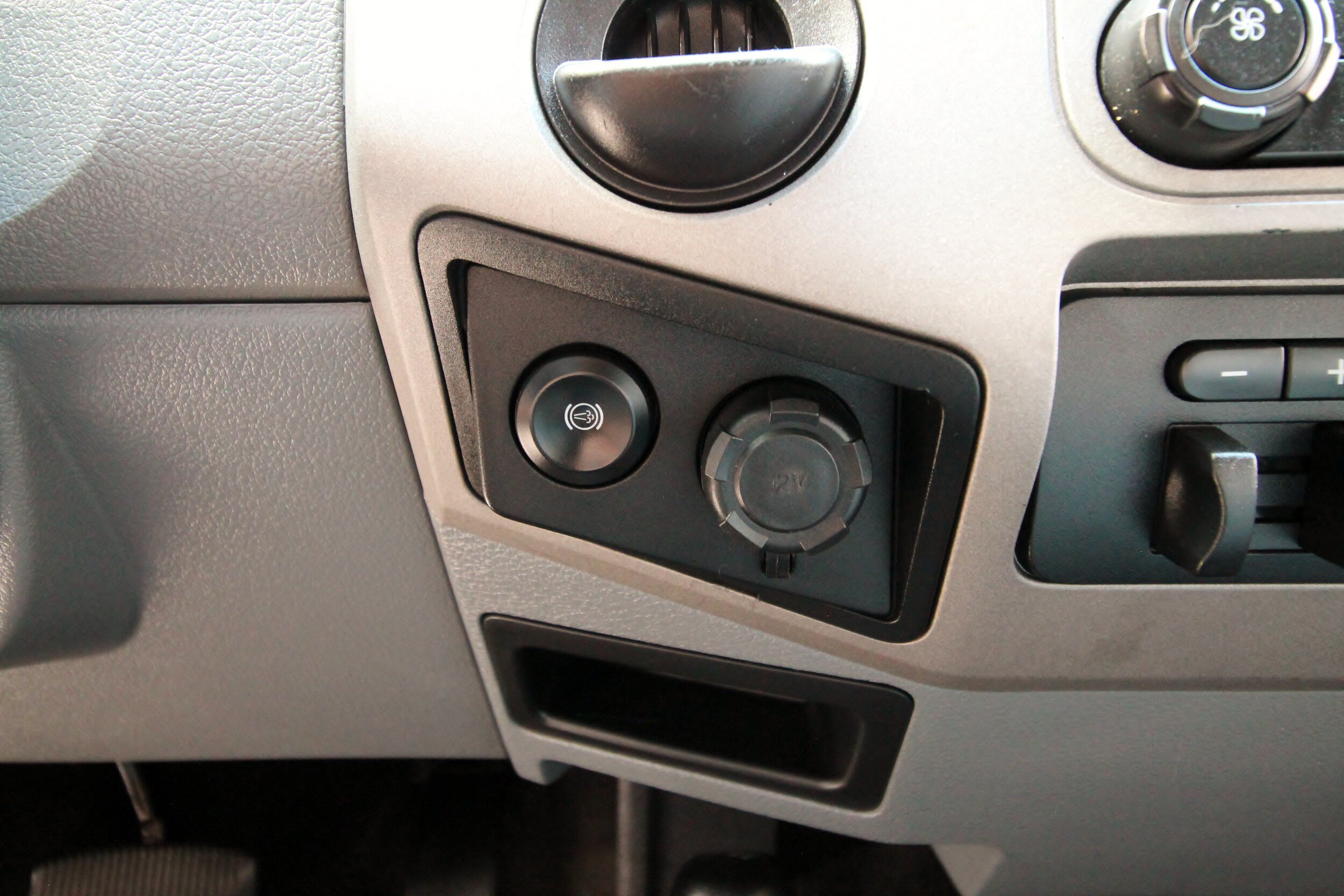 Used 2015 Ford F250 XLT AWD/4WD image 31