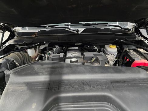 Used 2024 RAM 2500 Laramie w/ Safety Group AWD/4WD image 14