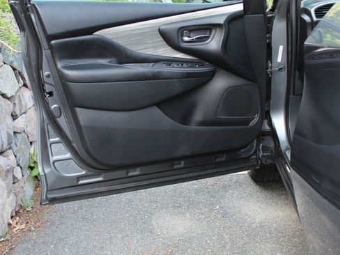 Used 2015 Nissan Murano S AWD/4WD image 12