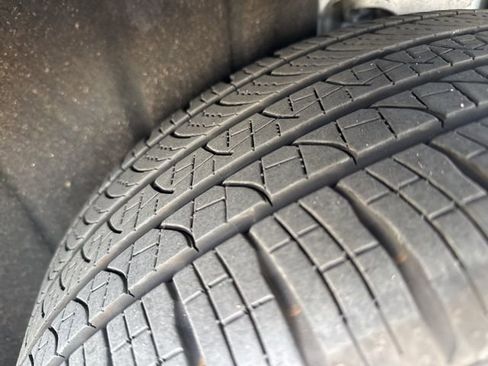 Used 2025 Volkswagen ID.4 Pro image 7