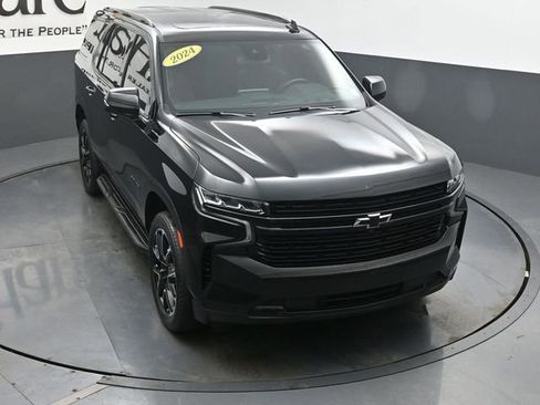 Used 2024 Chevrolet Tahoe RST w/ Luxury Package AWD/4WD image 49