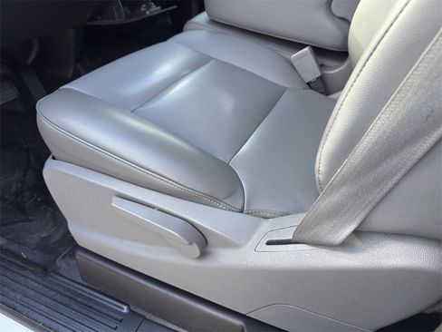 Used 2015 Chevrolet Silverado 3500 W/T image 15