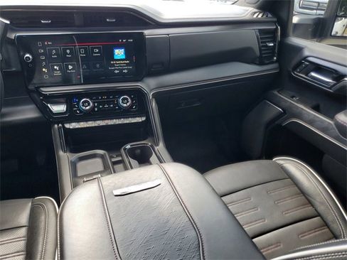 Certified 2024 GMC Sierra 2500 AT4X w/ AT4X AEV Edition image 15