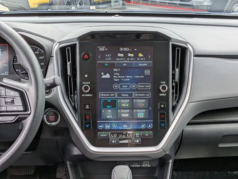 Certified 2025 Subaru Crosstrek 2.0i Premium AWD/4WD image 19