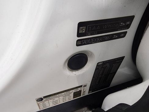 Used 2019 Land Rover Range Rover Velar R-Dynamic SE image 50