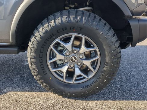 Certified 2022 Ford Bronco Badlands image 9