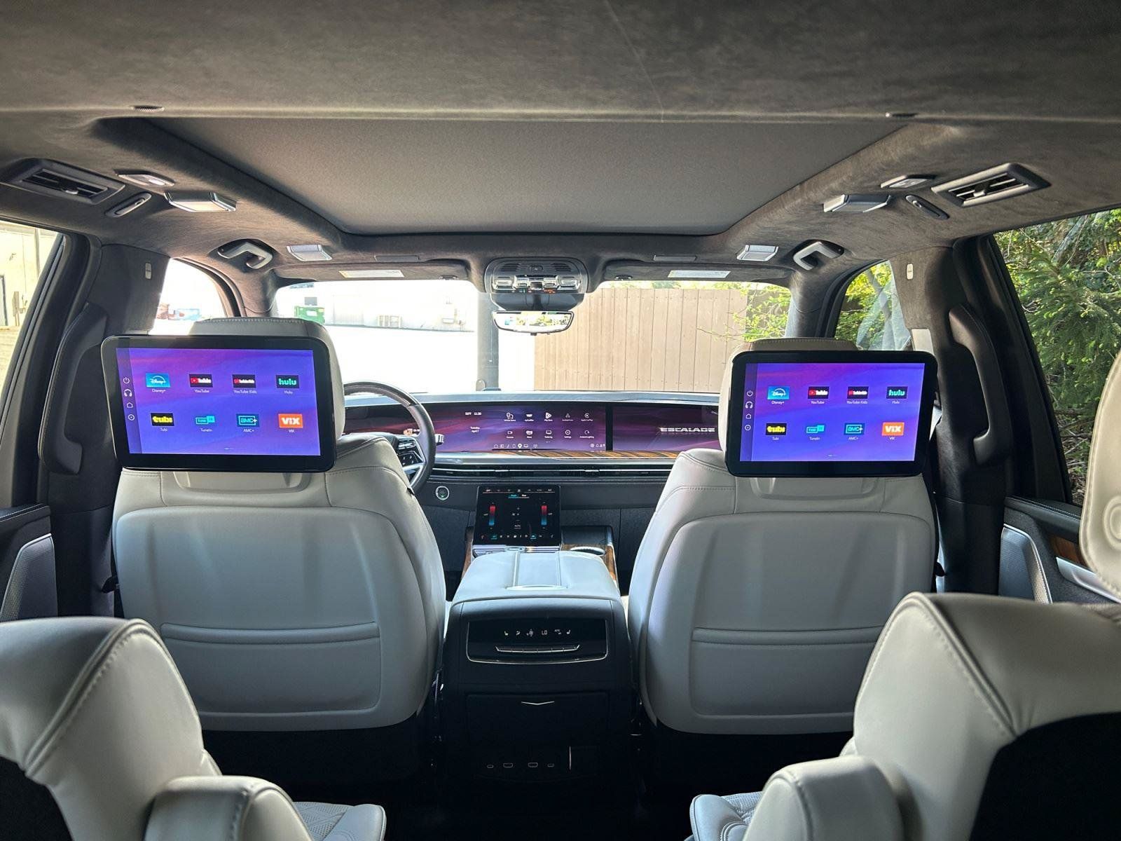 Certified 2025 Cadillac Escalade Sport Platinum w/ LPO, ONYX Package AWD/4WD image 21