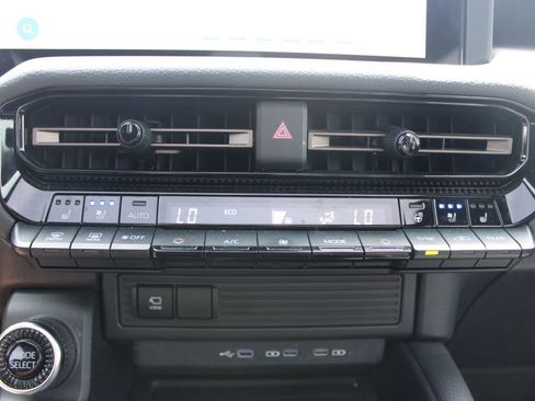 Used 2024 Toyota Land Cruiser AWD/4WD image 33