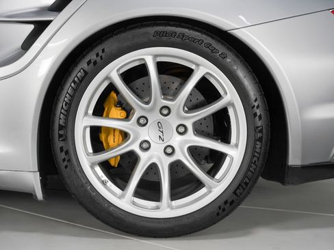 Used 2008 Porsche 911 GT2 RWD image 18