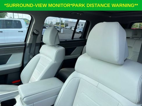 Used 2024 Hyundai Santa Fe Limited AWD/4WD image 13