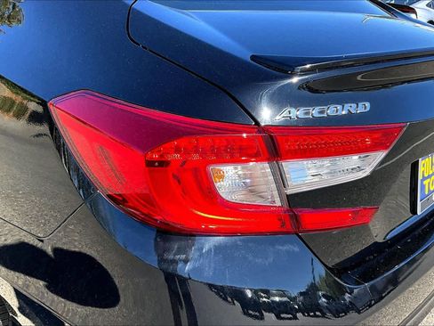 Used 2021 Honda Accord Sport image 28
