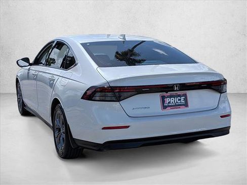 Certified 2023 Honda Accord EX image 7