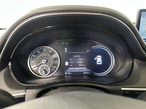 Used 2025 Genesis GV70 2.5T AWD/4WD image 17