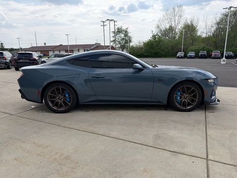 Used 2024 Ford Mustang GT Premium RWD image 4