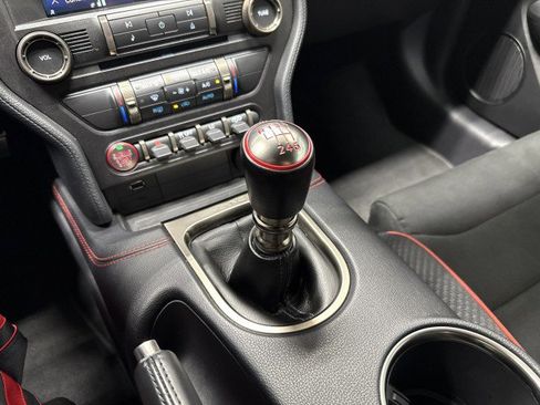 Used 2019 Ford Mustang Shelby GT350R w/ GT350R Equipment Group 920A RWD image 35