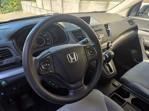 Used 2015 Honda CR-V LX image 3