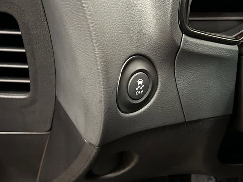 Used 2025 Nissan Z Sport w/ Floor Mat Package image 25