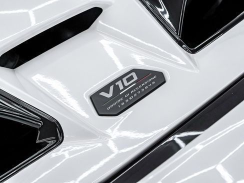 Used 2023 Lamborghini Huracan Tecnica image 75