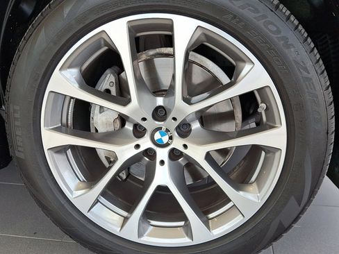 Certified 2024 BMW X5 xDrive40i w/ Premium Package image 8