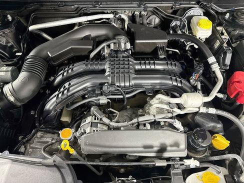 Certified 2024 Subaru Crosstrek 2.0i Premium AWD/4WD image 33