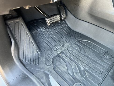 Used 2024 GMC Sierra 1500 Denali Ultimate image 17