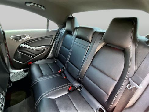 Used 2019 Mercedes-Benz CLA 250 image 21