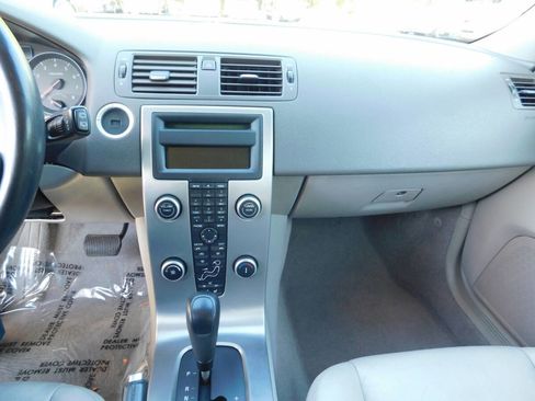 Used 2009 Volvo V50 2.4i image 7