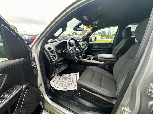Used 2019 RAM 1500 Big Horn AWD/4WD image 9