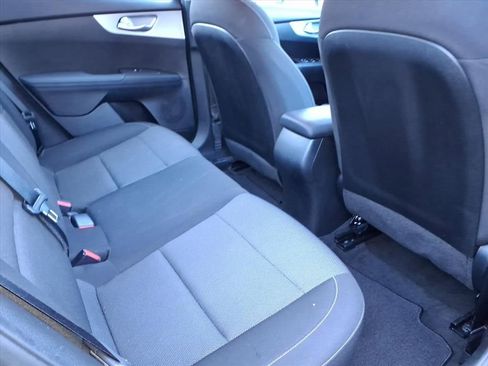 Certified 2023 Kia Forte LXS image 10