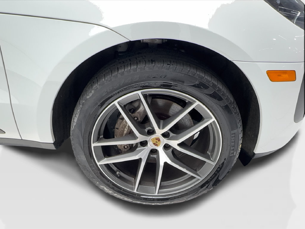Used 2023 Porsche Macan AWD/4WD image 16