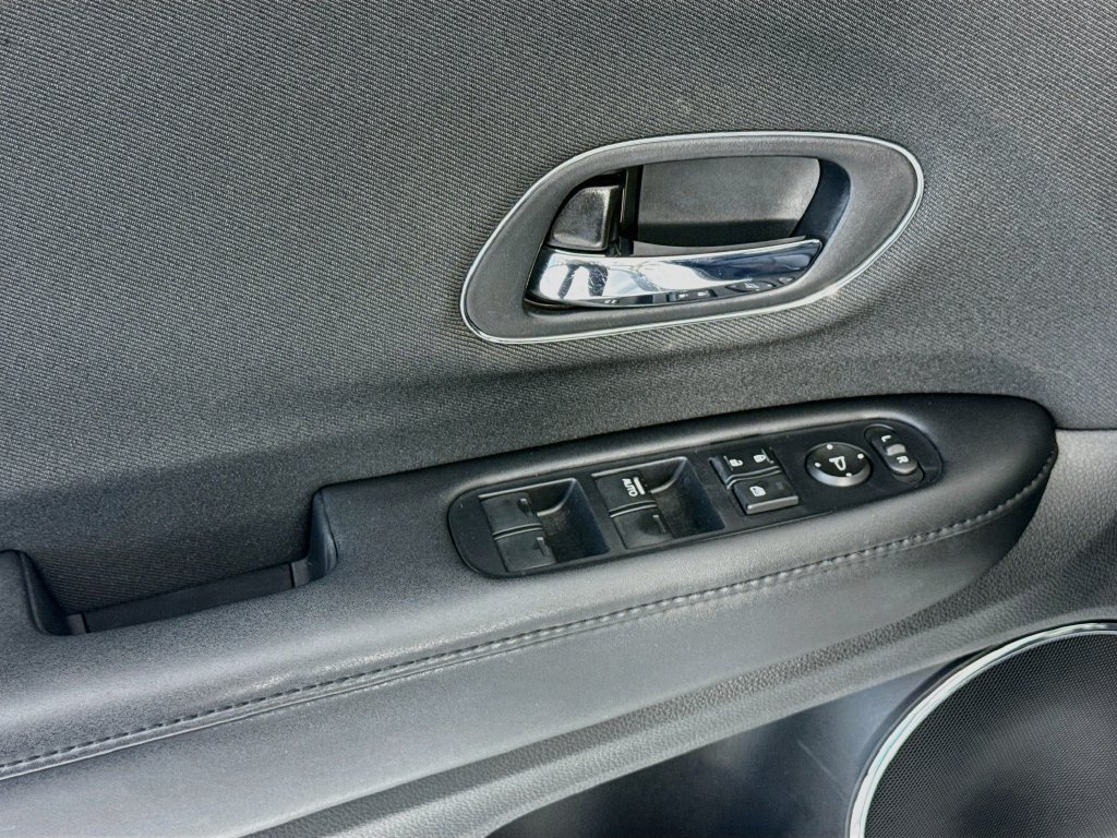 Certified 2022 Honda HR-V EX image 23