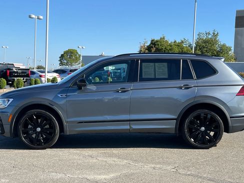 Used 2021 Volkswagen Tiguan SE R-Line FWD image 9