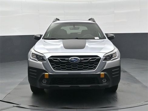 Used 2022 Subaru Outback Wilderness image 9