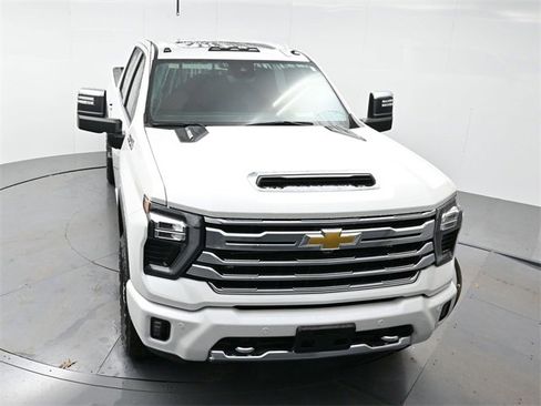 Used 2024 Chevrolet Silverado 2500 High Country w/ High Country Premium Package image 35