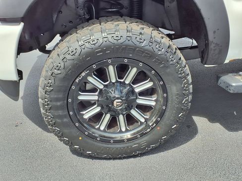 Used 2015 Ford F350 Platinum w/ Snow Plow Prep Package AWD/4WD image 30