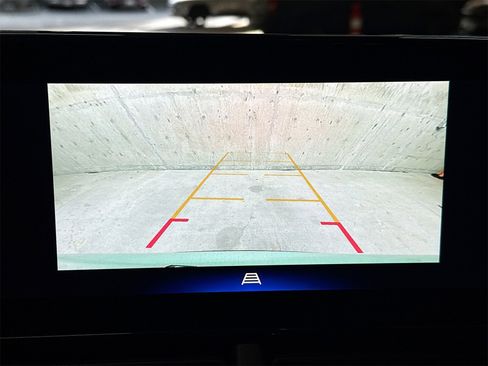 Used 2024 Chevrolet Trax ACTIV w/ Driver Confidence Package image 14