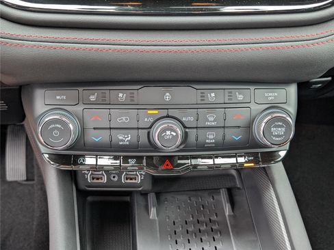 New 2026 Dodge Durango GT image 25