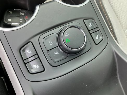 Used 2021 GMC Terrain SLT w/ Infotainment Package II FWD image 42