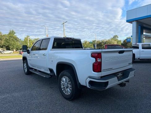 Used 2020 Chevrolet Silverado 2500 High Country w/ Z71 Off-Road Package AWD/4WD image 7