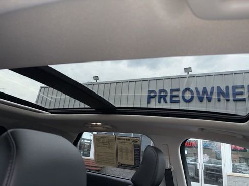 Certified 2024 Ford Edge Titanium AWD/4WD image 11