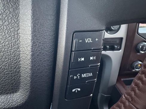 Used 2014 Ford F150 King Ranch w/ King Ranch Luxury Package image 34